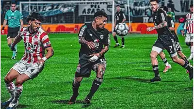 Unión tuvo la pelota 65% del partido, pero un dato ofensivo lo delata