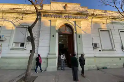 El gas que no llegaba a las calderas del San Martín: la obra que destrabaría tres servicios clave