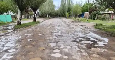 El Capacho: el barro ya les corta el acceso a las casas y temen por las ambulancias