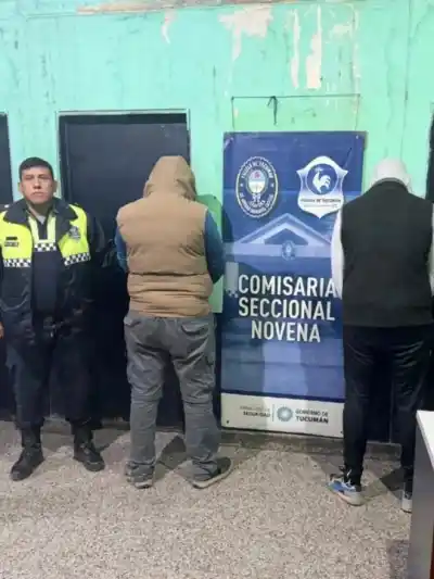 Cinco allanamientos en la capital: dos detenidos y una lista de elementos que llamó la atención de los investigadores