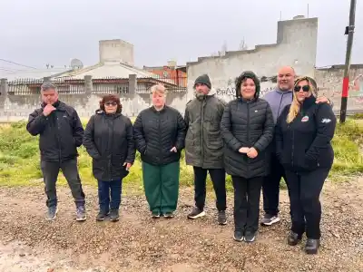 Vecinos de Palazzo piden 20 cuadras de canal: el río que se arma cuando llueve