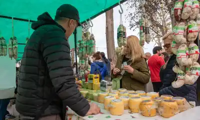 Rawson abre la inscripción para su feria de productores: el plazo es corto y solo por WhatsApp