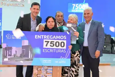 Esperó 30 años su escritura y lo que pasó en el acto la dejó sin palabras
