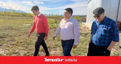 Vidal recorrió Lago Posadas y dejó dos medidas clave para el futuro productivo