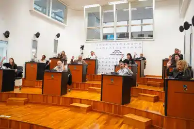 Comodoro: el Concejo define el boleto y el futuro de 72 empleados en una sesión clave