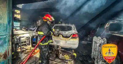 Se le prendió fuego el taller y las llamas dejaron un saldo que nadie esperaba