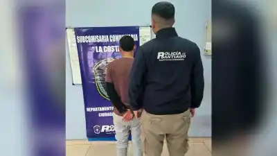 Una reposera y caños de agua: el insólito botín que las cámaras le terminaron de contar a la policía
