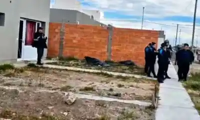 Fue a buscar su moto robada y lo que hicieron los vecinos terminó con la policía en la puerta