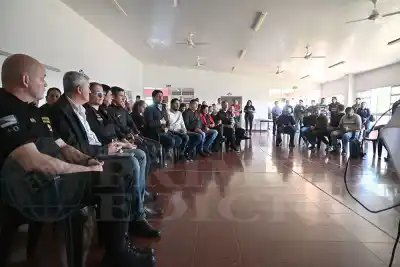 Misiones saca al Gabinete a la calle: el primer barrio elegido tiene 54.000 vecinos