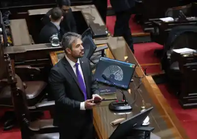 La Iglesia entró de urgencia al Congreso y el oficialismo quedó contra la hora: qué pasa con la megasesión