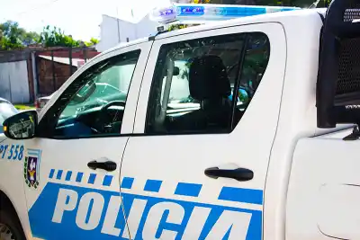 La campera lo delató: caminaba por Santa Clara con dos mochilas y un botín que no era suyo