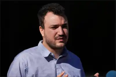 Tiene green card, lo detuvo el ICE y ahora la Corte Suprema define su futuro