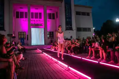 Rosario: 15 años de la Escuela Textil se festejan con un desfile que ya tiene fecha y lugar