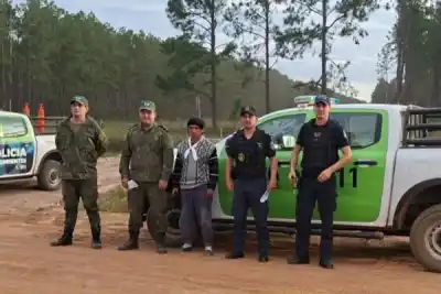 Salió de su casa en Santo Tomé y lo encontraron caminando al costado de una ruta
