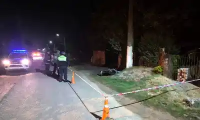Perdió el control de su moto y el impacto fue fatal: la tragedia que conmocionó a una localidad