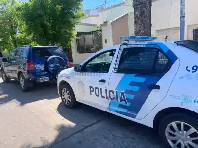 Una jubilada abrió la puerta y el jardinero ya sabía todo lo que había adentro