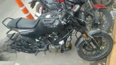 Empujaban una moto por Guadalupe Oeste: lo que encontró la PAT al revisarla