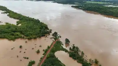 El río baja, pero tres cruces a Paraguay siguen cortados: la altura que aún los bloquea