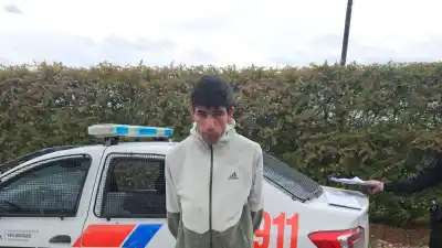Aprovecharon el Día de la Madre para entrar a una casa de Rawson: terminaron con la Policía encima