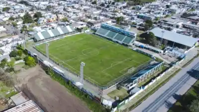 La final Cipolletti-San Martín se juega lejos de ambos y hay un número que explica por qué