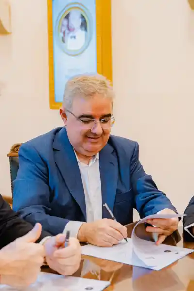 Becas Catamarca: el aumento que confirmó Jalil y cuánto van a cobrar desde noviembre