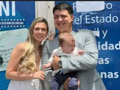 Dos hermanitos, dos familias: la pulseada que definirá en qué país crecen
