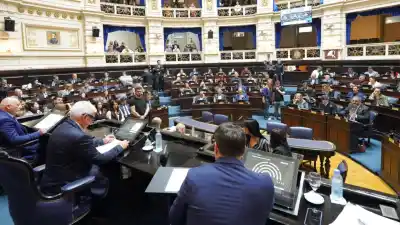 La Legislatura bonaerense convirtió en ley el proyecto que nació de un dolor: qué cambia desde ahora en las escuelas