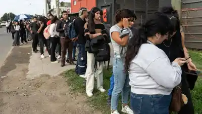 El 78% de los jóvenes argentinos sigue viviendo con sus padres: el motivo que pocos aceptan