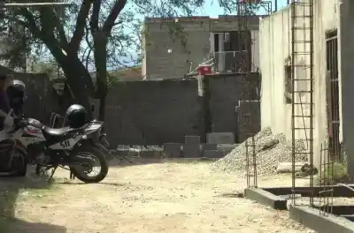 Un adolescente de 15 años le disparó a un presunto ladrón para defender a su padre: qué encontró la justicia en los allanamientos