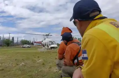 Con una pierna inmovilizada en el filo de las sierras, esperan un helicóptero para sacarlo de Merlo