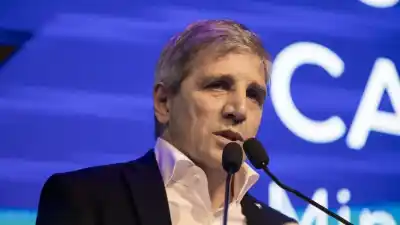 Un funcionario del Ministerio de Economía hizo un comentario sobre el superclásico y su jefe le respondió con una frase que dejó a todos helados