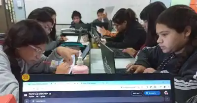 Mendoza suma inglés en 260 primarias: la herramienta que usan los chicos para hablar el idioma