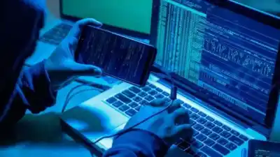 Le vaciaron las cuentas y el banco tendrá que pagarle muchísimo más de lo que le robaron