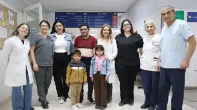 Se movía un solo dedo de su mano: lo que hicieron sus padres con globos cambió el final