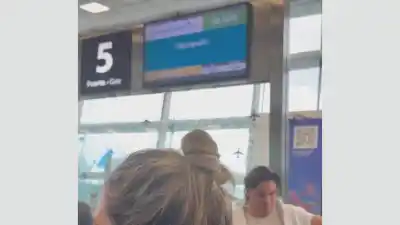 Seis horas en Aeroparque por un vuelo a Neuquén: la frase de la empleada que desató la bronca