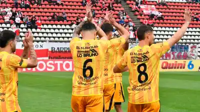 Mitre y Güemes ya saben quién los dirige en la fecha 35: los árbitros de dos partidos clave