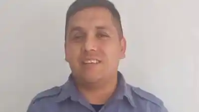 El policía que salvó a dos bebés en Allen está desaparecido: su madre hizo la denuncia en Roca