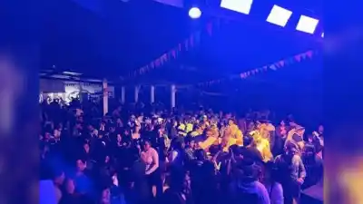 La encontraron sin pantalón en una carpa bailable y contó dónde lo perdió