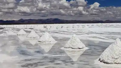 Ninguna de las 13 mineras del RIGI mostró su informe ambiental: qué esconden
