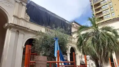 La Catedral de Jujuy está siendo apuntalada: lo que apareció al retirar los revoques
