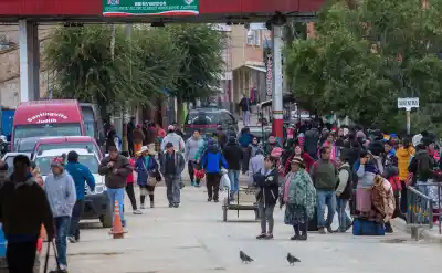 El tope de 150 dólares que complica a los comerciantes de La Quiaca ya tiene respuesta del gobernador