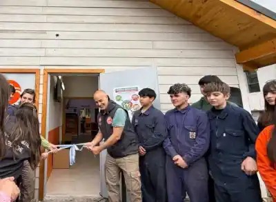 Cortés inauguró una obra en Sanidad Animal y disparó contra "los discutidores de la vida"