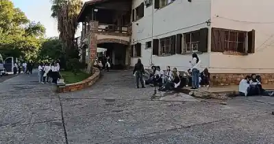Mendoza prueba aulas con chicos de distintos grados: la letra chica que define quiénes entran