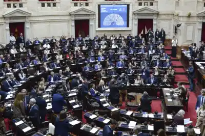 Madrugada en Diputados: la denuncia de Moreau que apuntó a funcionarios y el proyecto que quedó en pausa