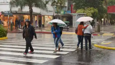 El agua ya golpeó Barranqueras: dónde siguen los caminos cortados y qué viene ahora