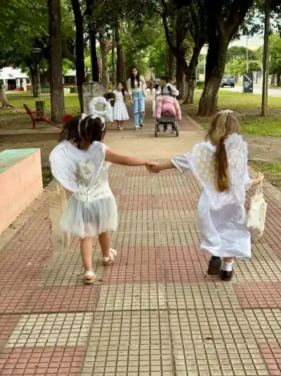 La fiesta de los angelitos vuelve a las calles de Corrientes: dos ciudades ya confirmaron fecha
