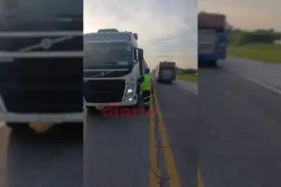 Recorren las rutas de Santiago con un control que complica a más de un chofer