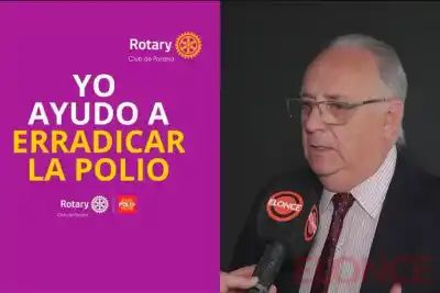 Paraná: instalan un stand en la peatonal y lo que más preguntan los vecinos no es sobre la polio