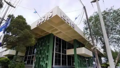 Tres oficios del mismo juez no alcanzaron: la obra social sigue sin darle cobertura a una nena de 4 años