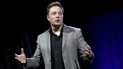 Musk confirmó los comités para fusionar SpaceX y Tesla, pero él mismo puso el freno